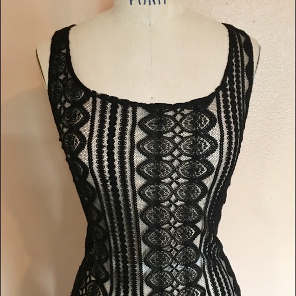 Evening gown - Picture 2 of 7